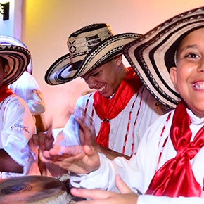 “Del Carnaval al Aula” lanza trabajo musical